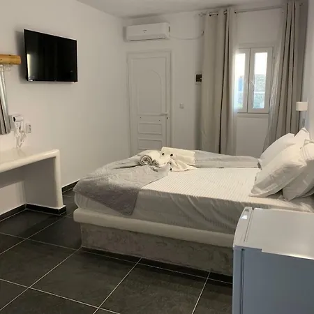 Mykonos Petra Suites&rooms Hotel