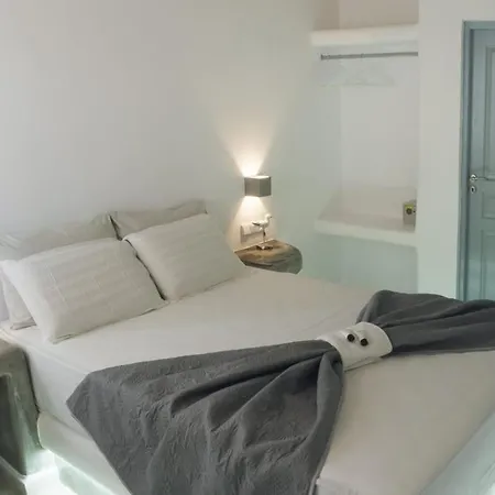 Mykonos Petra Suites&rooms Hotel